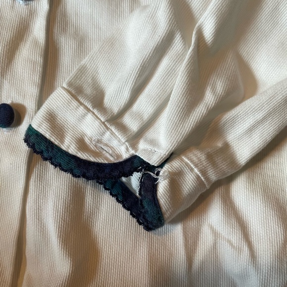 Collared White Button Down Shirt - Picture 3 of 5